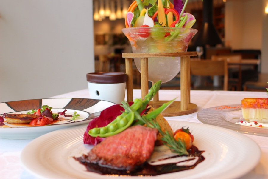 「季節のお野菜を味わう」イタリアン。契約農家から届く旬野菜を堪能。